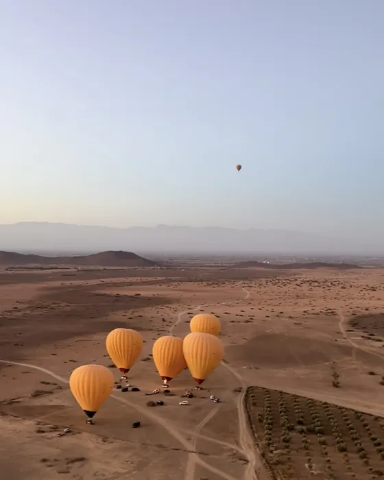 Vue aérienne sur les dunes et la plaine